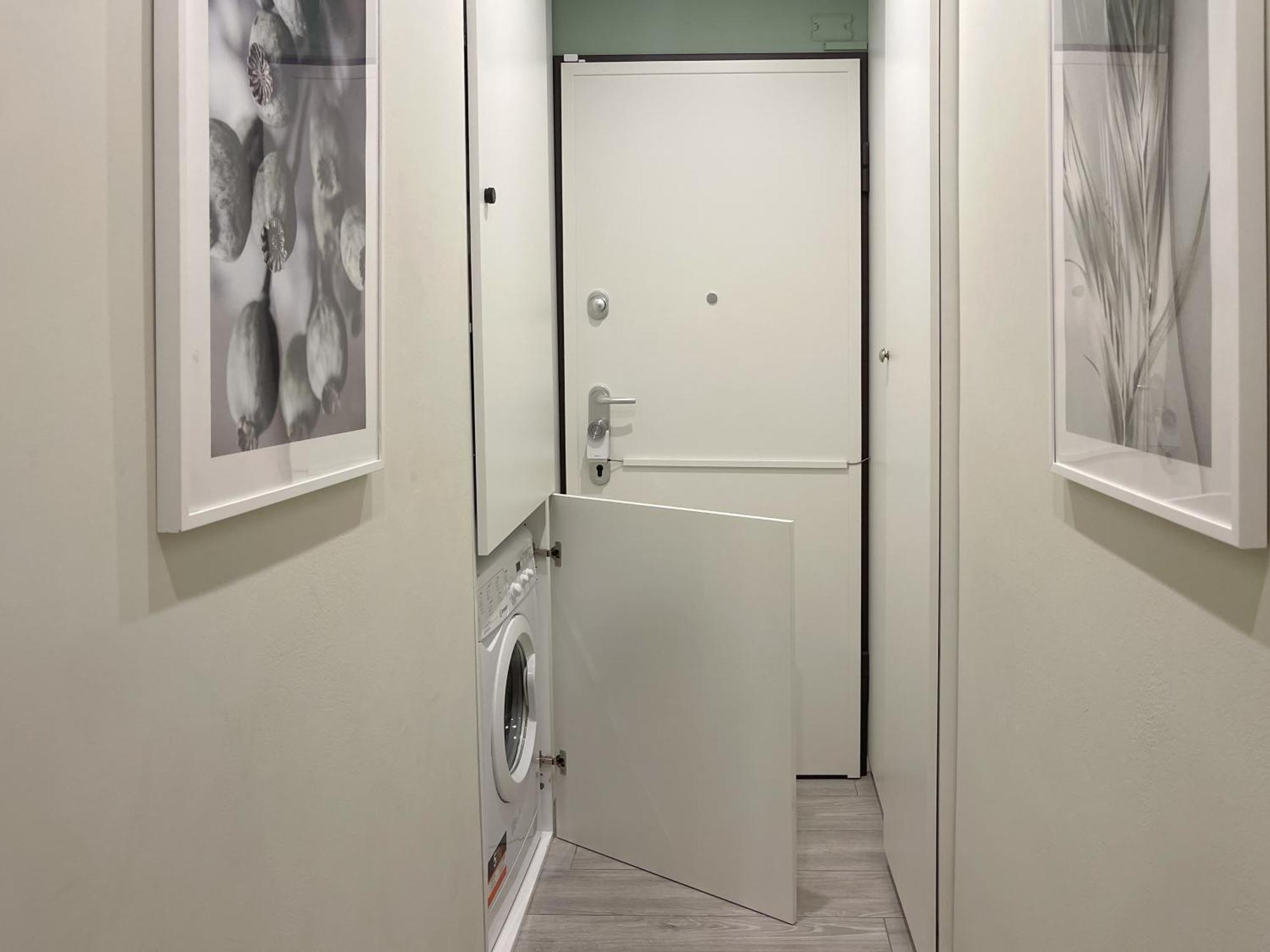 Blue Palm Jungle Studio Self Checkin Design Milan Bagian luar foto